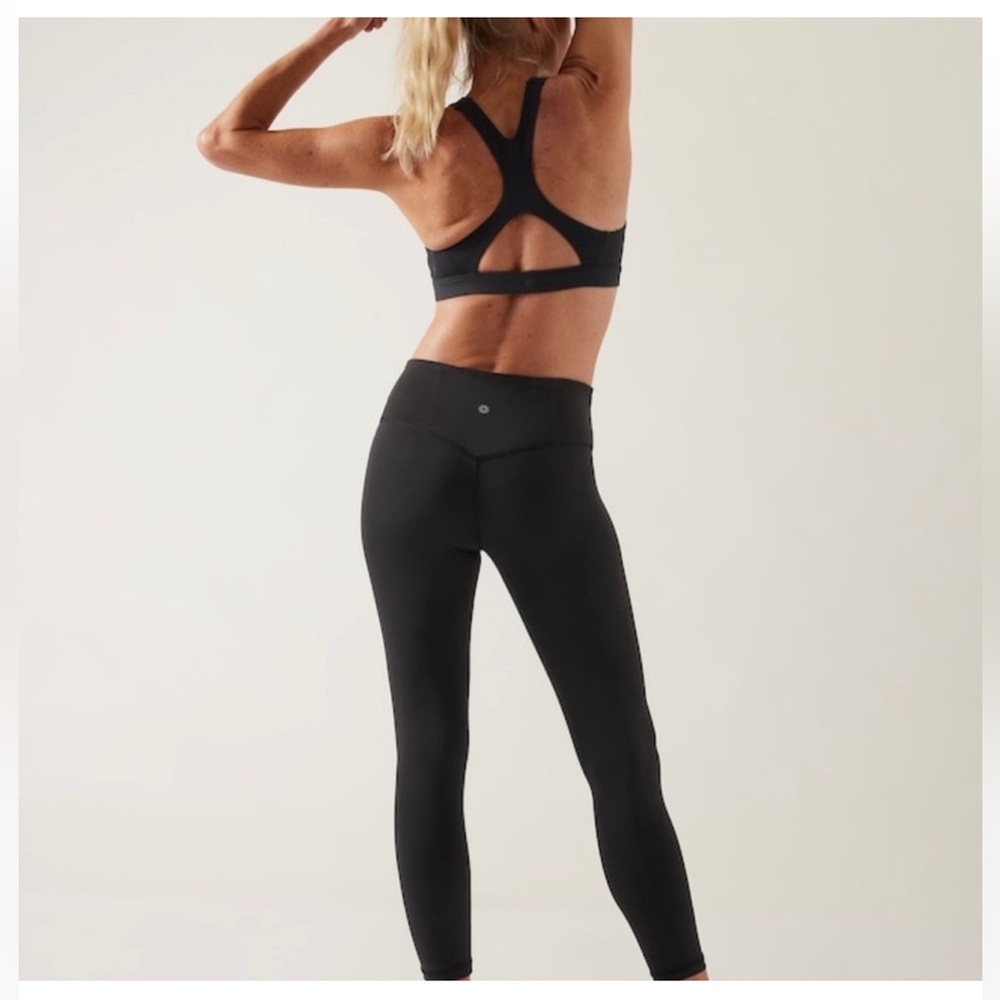 TWO Athleta Elation Train 7/8 Tight Black Sz XS